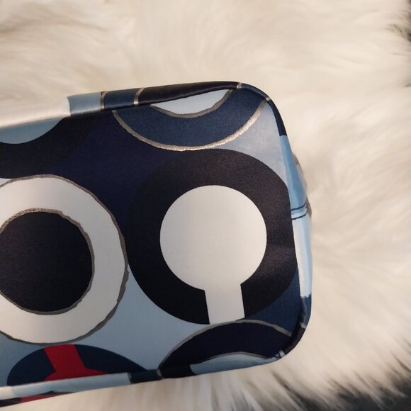 3695 Large Red, White & Blue Coach Tote Bag In Excellent Shape. - Picture 7 of 14